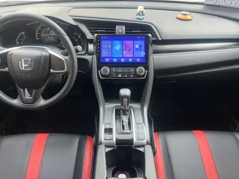 Фото 7 - Honda Civic