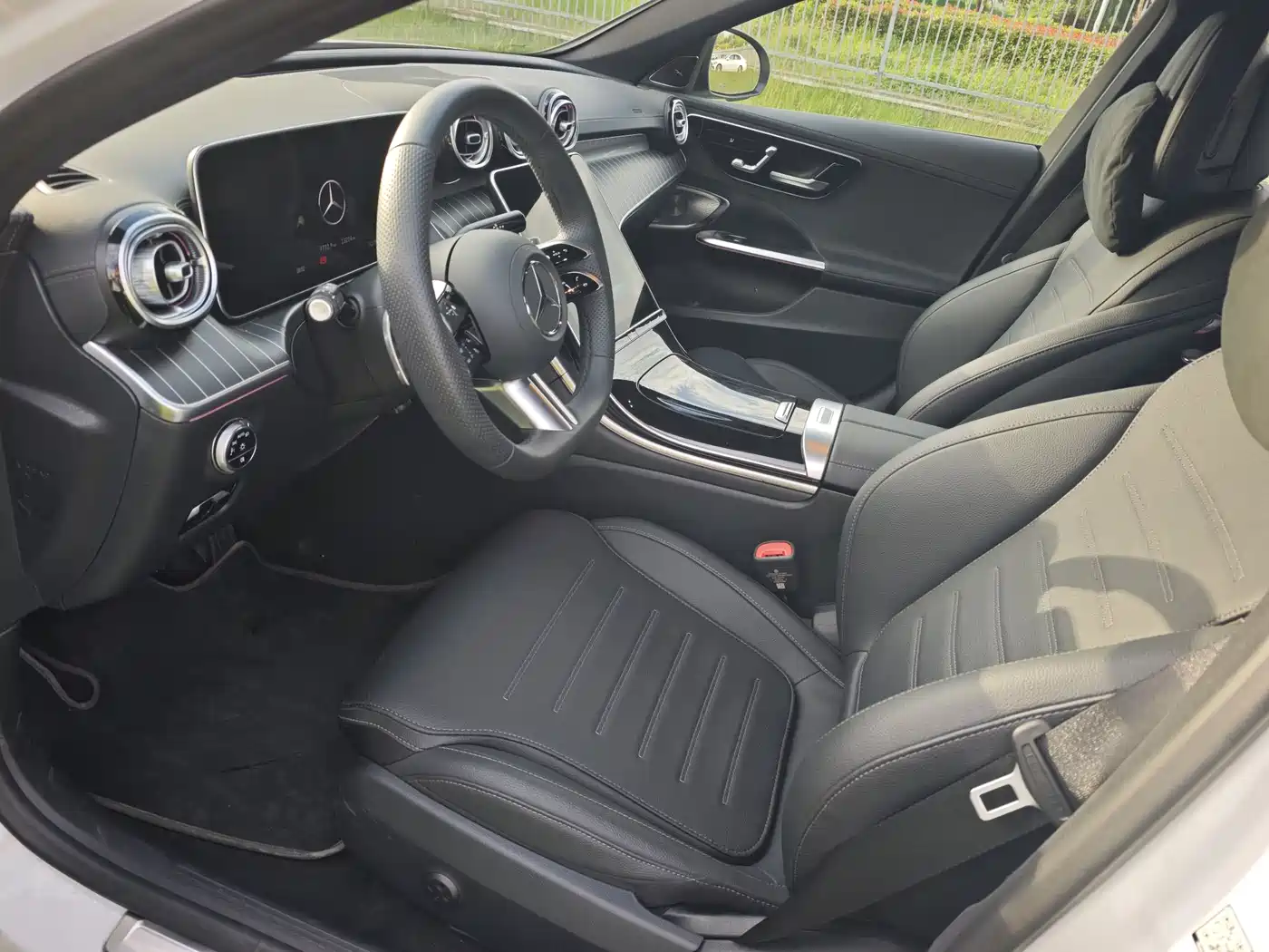 Mercedes-Benz C-Class 2025 C 260 L Night Sport Edition фото 14