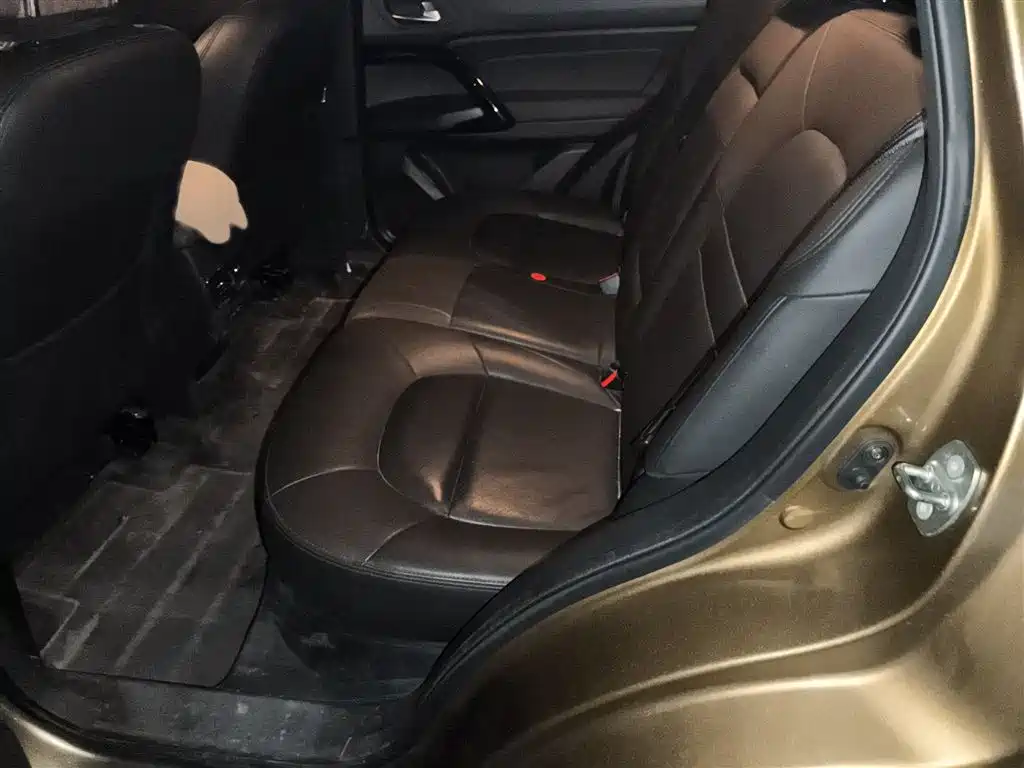 GAC Trumpchi Trumpchi GS4 2017 235T Automatic 2WD Luxury Smart Connected Edition фото 15