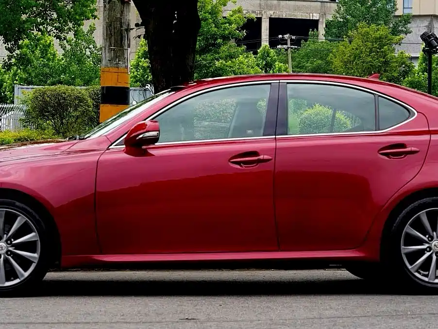Lexus IS 2009 300 Dynamic Edition фото 2