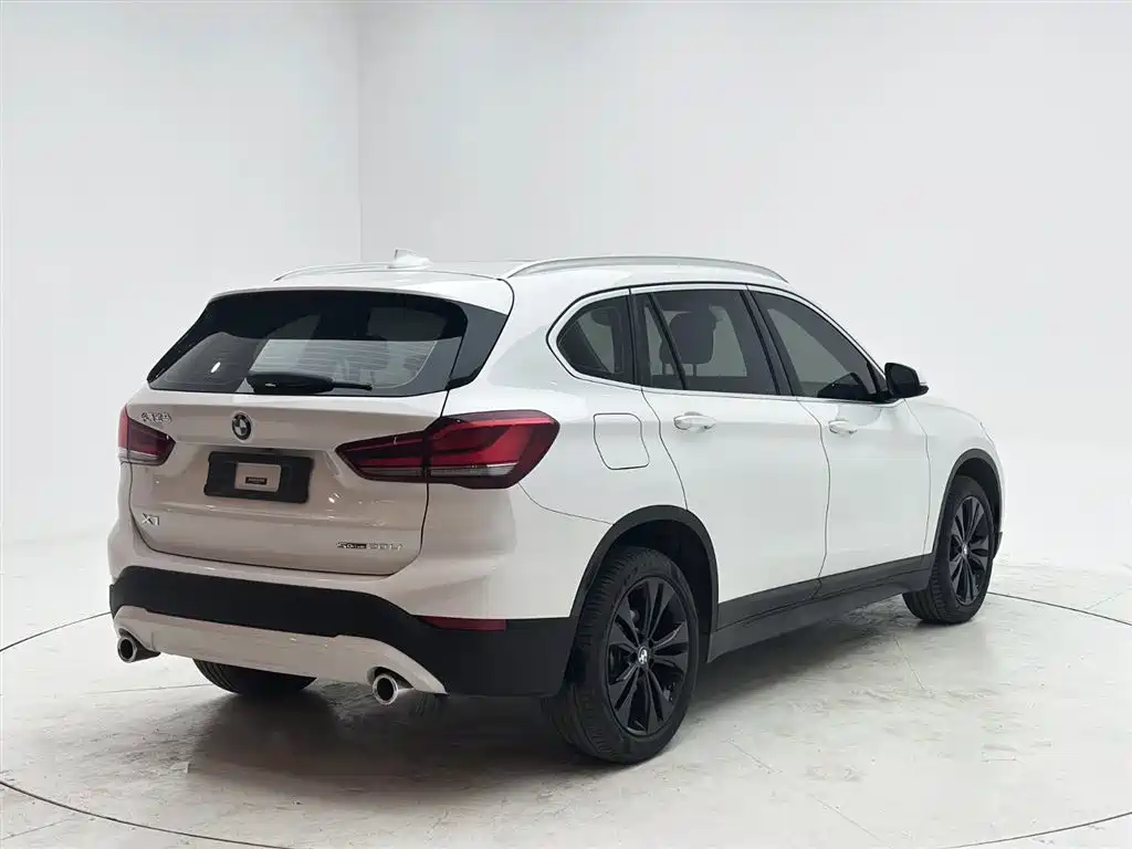 BMW X1 2021 Facelift sDrive20Li Fashion фото 6