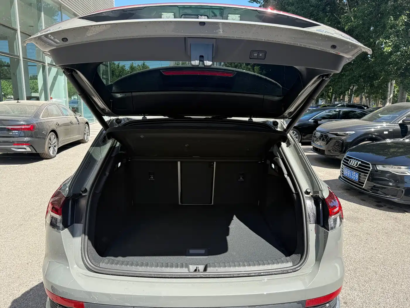Audi Q4 e-tron 2024 40 e-tron Creation Edition фото 15