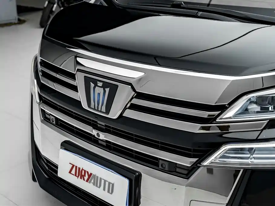 Toyota Vellfire 2021 Crown Hybrid 2.5L HV Premium Edition фото 38