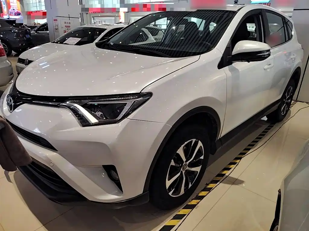 Toyota RAV4 Rongfang 2019 2.0L CVT 2WD Pioneer Edition China VI фото 2