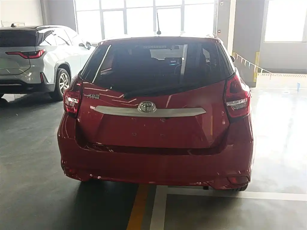 Toyota Vios FS 2021 1.5L CVT Fengchi Edition фото 6
