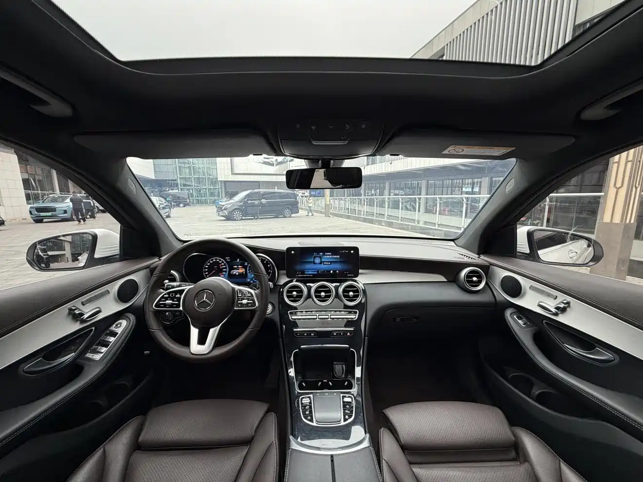 Mercedes-Benz GLC 2022 Facelift III GLC 260 L 4MATIC Dynamic фото 7