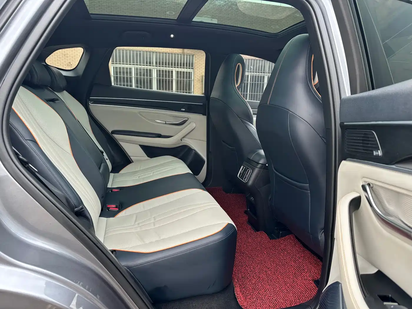 BYD Song PLUS PHEV 2021 DM-i 51KM Honor фото 12