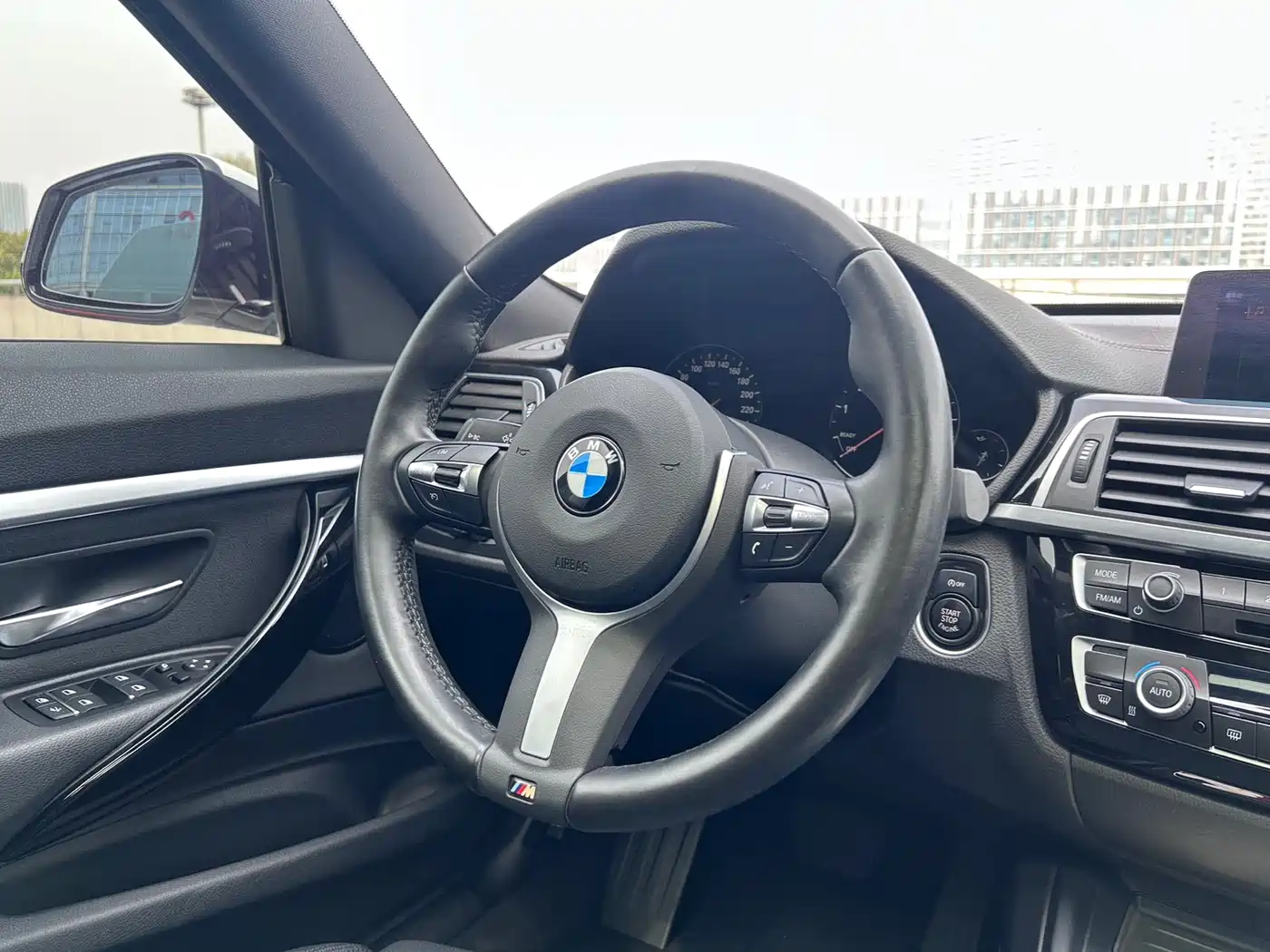 BMW 3 Series GT 2020 320i M Sport Package фото 13