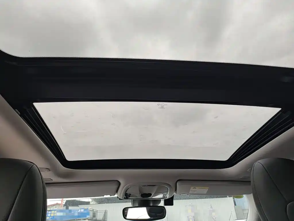 Jeep Cherokee 2019 2019 2.0T 4WD Exploration Edition + Autonomous Driving Package China VI