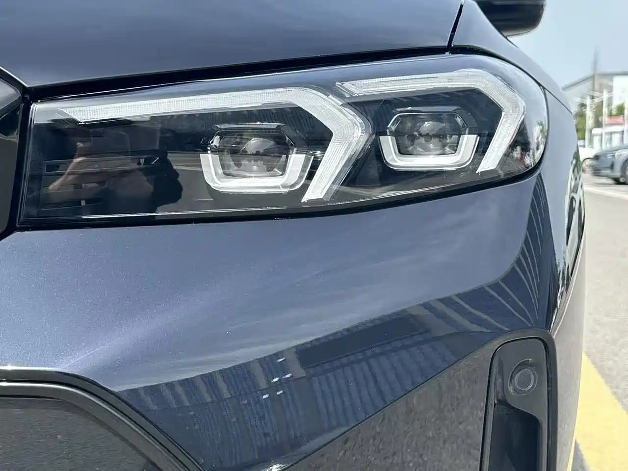 BMW 3 Series 2023 325Li M Sport Package фото 9