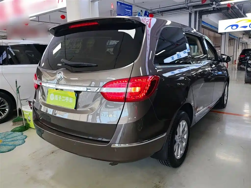Buick GL8 2017 25S Premium Model China V фото 7