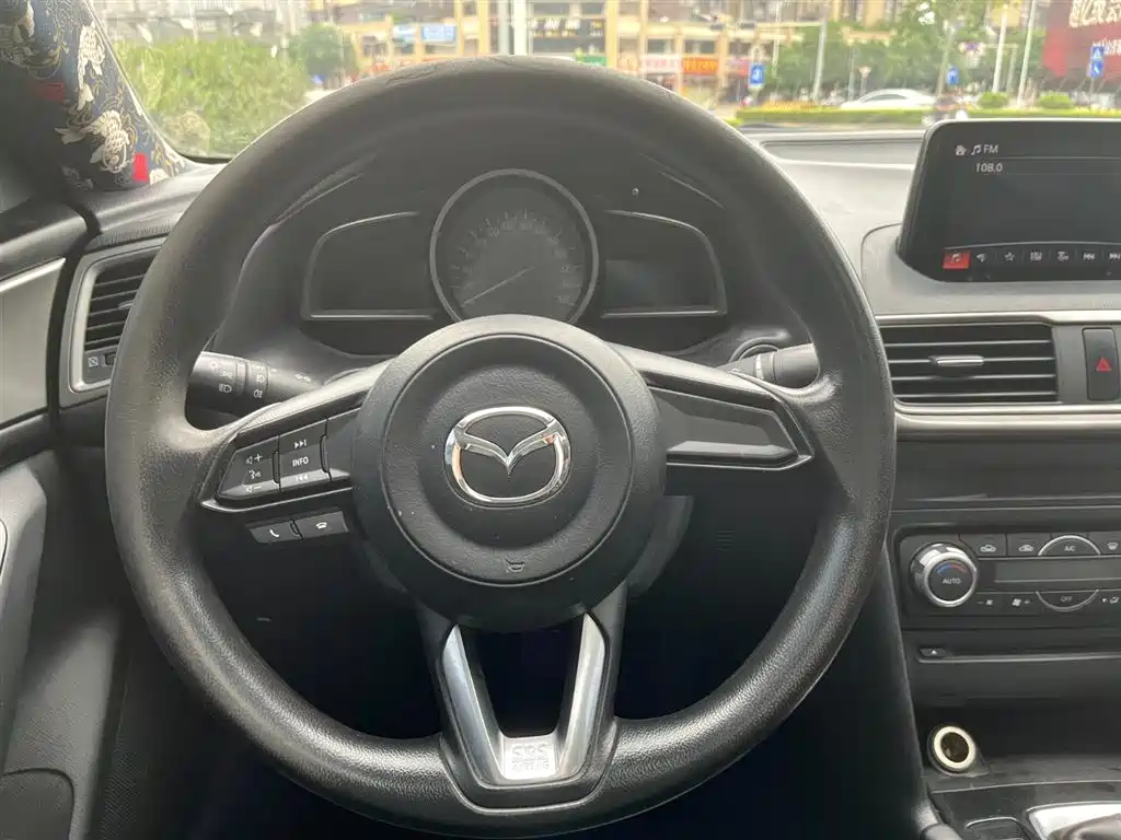 Mazda Mazda3 Axela 2017 Sedan 1.5L Automatic Luxury China V фото 15