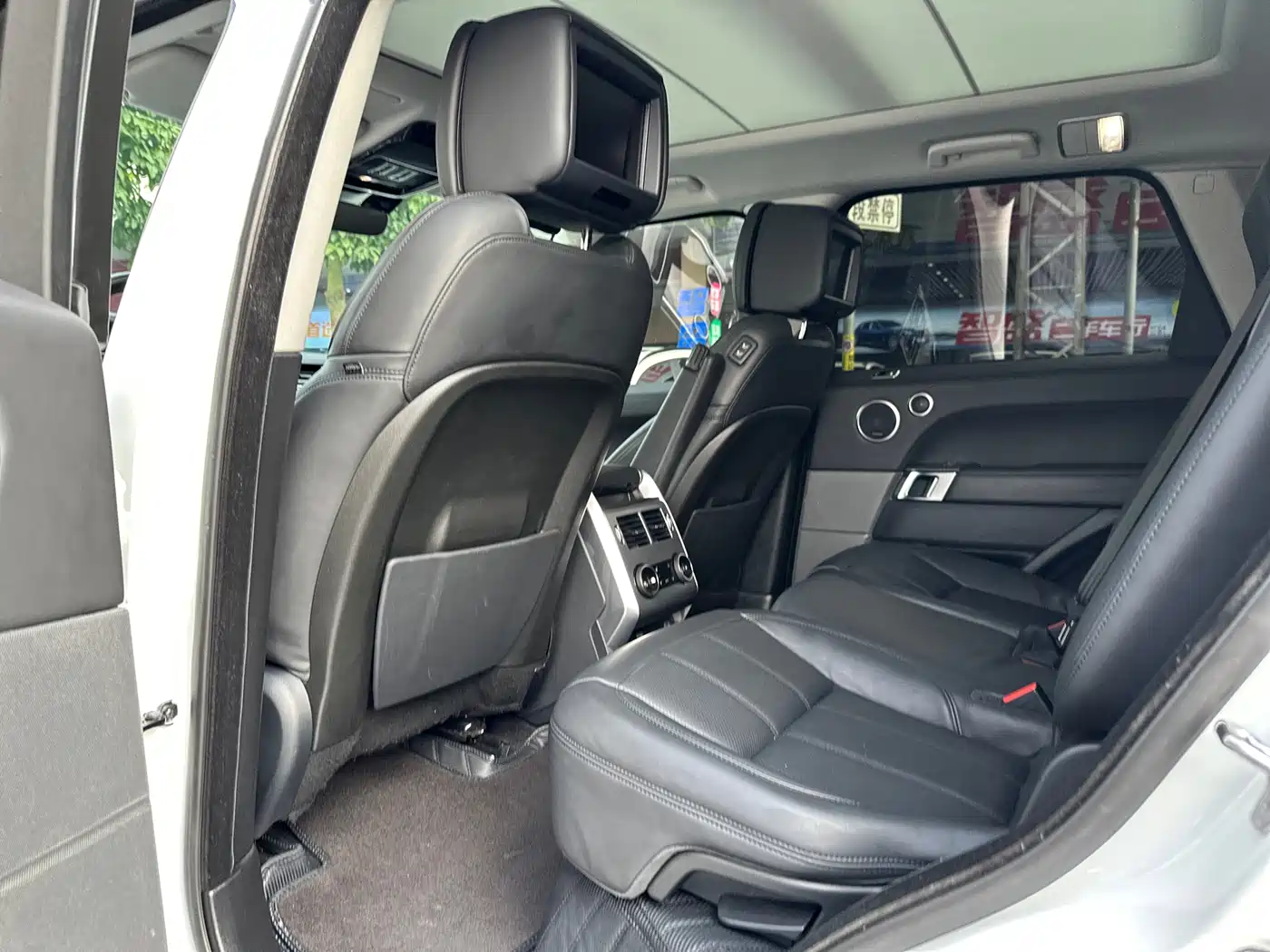Land Rover Range Rover Sport 2020 3.0 L6 HSE DYNAMIC фото 6