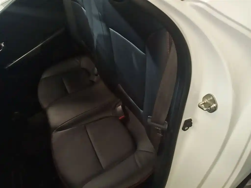 Kia K2 2015 Sedan 1.4L AT GLS фото 17