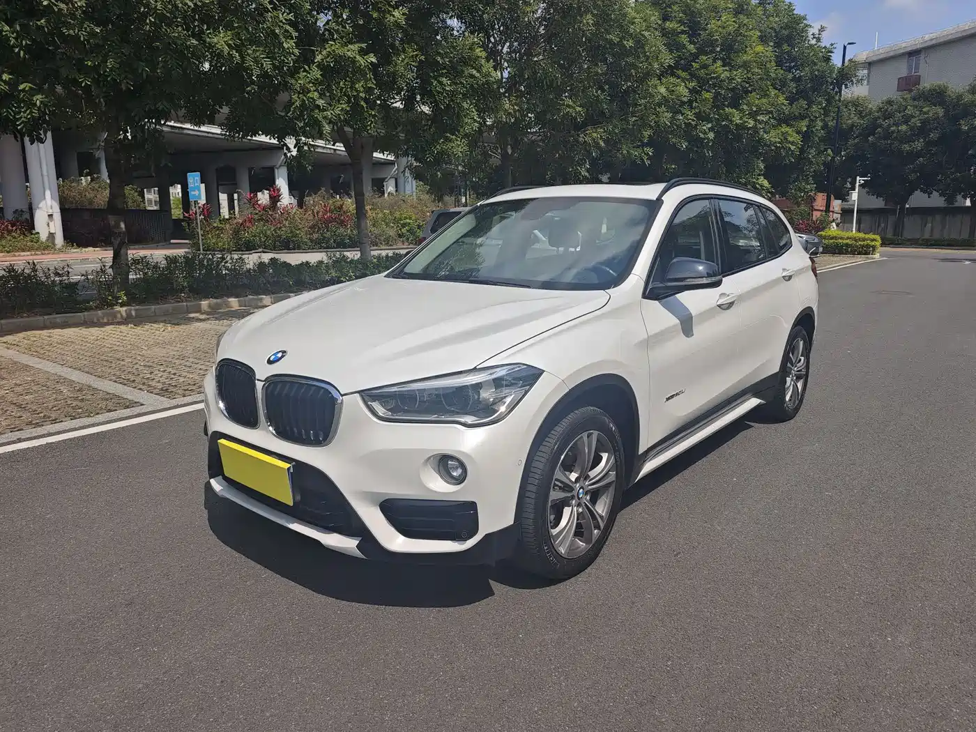 BMW X1 2016 xDrive20Li Luxury Model