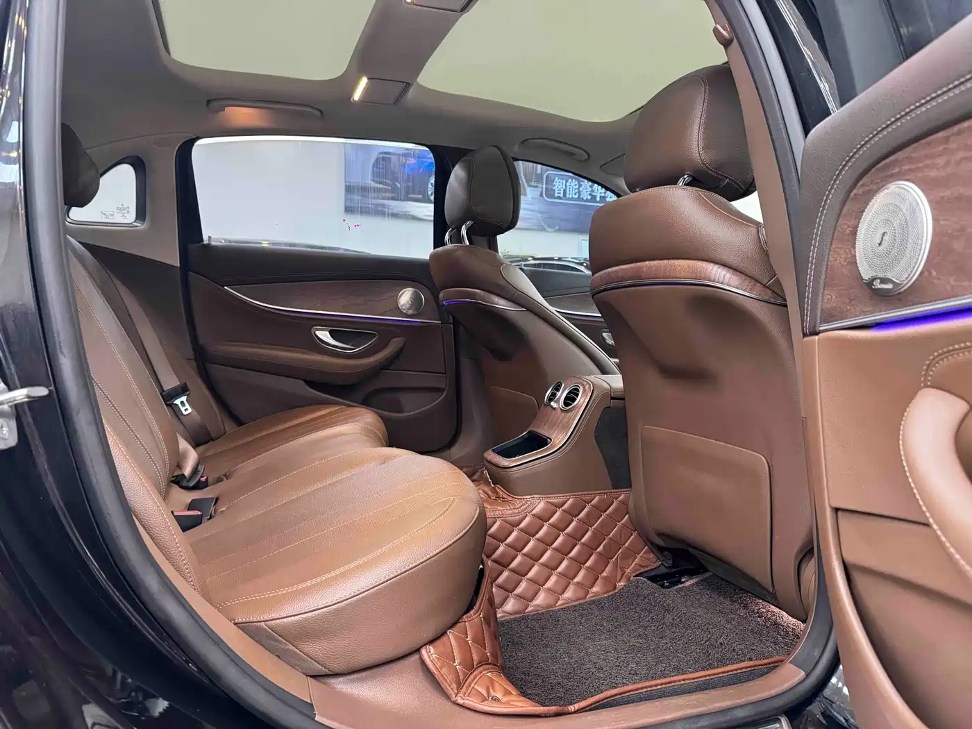 Mercedes-Benz E-Class 2021 E 300 L Fashion фото 12
