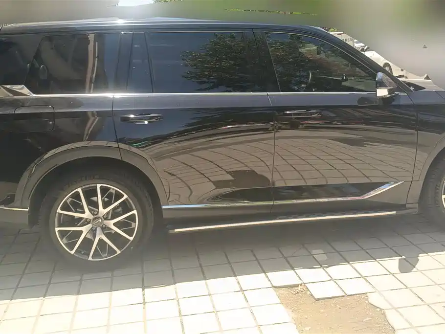 GAC Trumpchi Trumpchi GS8 2022 Pilot Series 2.0TGDI 2WD Luxury Smart Connect Edition (7-Seater) фото 3