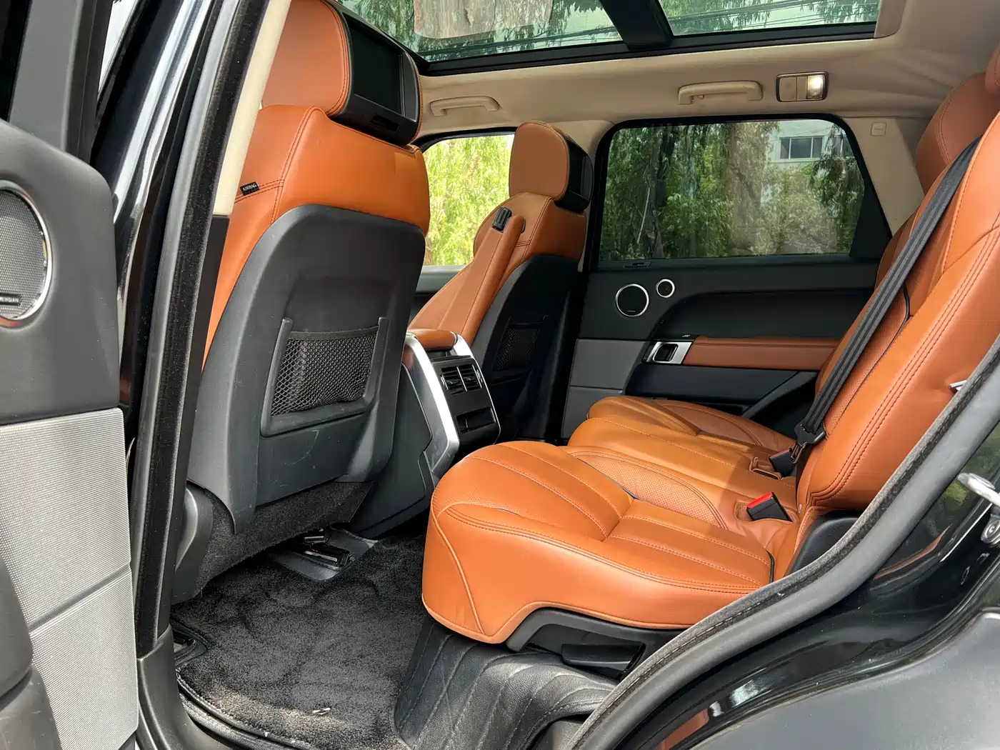 Land Rover Range Rover Sport 2016 Model 3.0 SC V6 HSE DYNAMIC фото 8