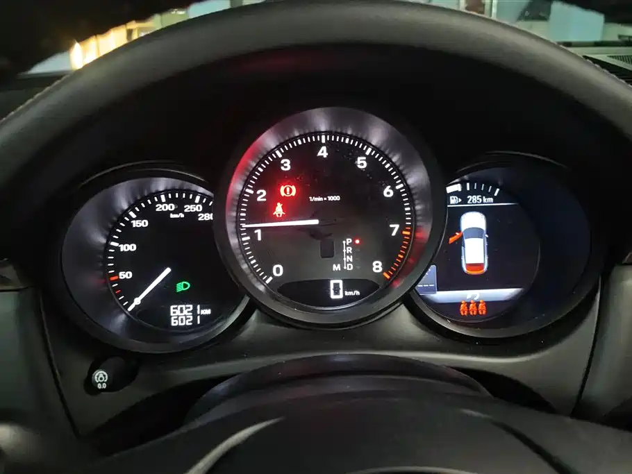 Porsche Macan 2023 Macan 2.0T фото 14
