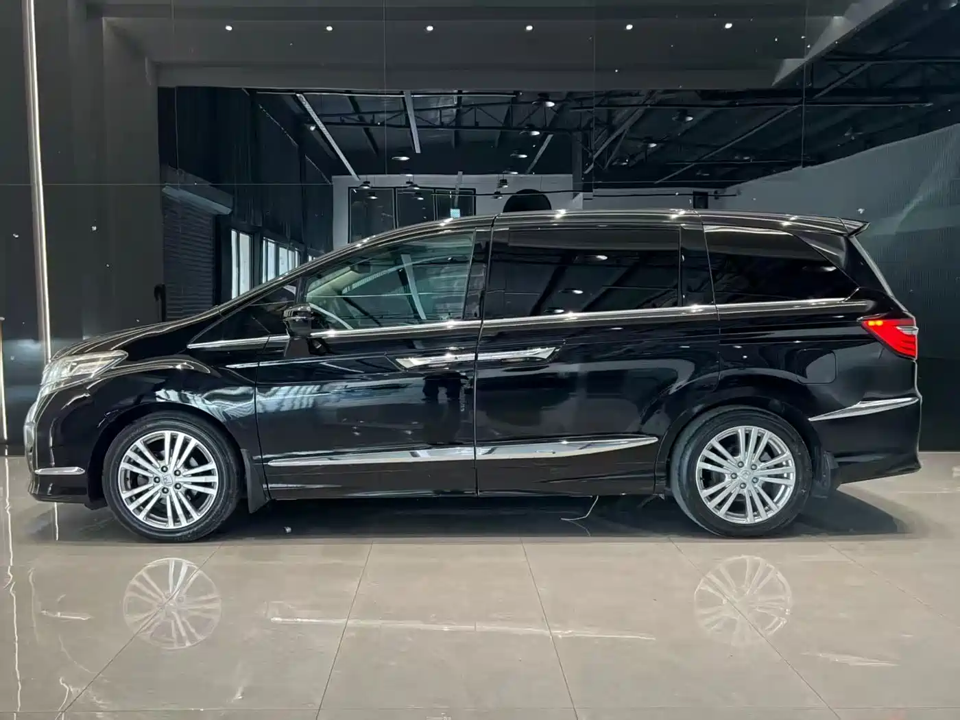 Honda Elysion 2016 2016 2.4L Ultimate Edition