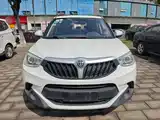 Фото 3 - Zhonghua V3