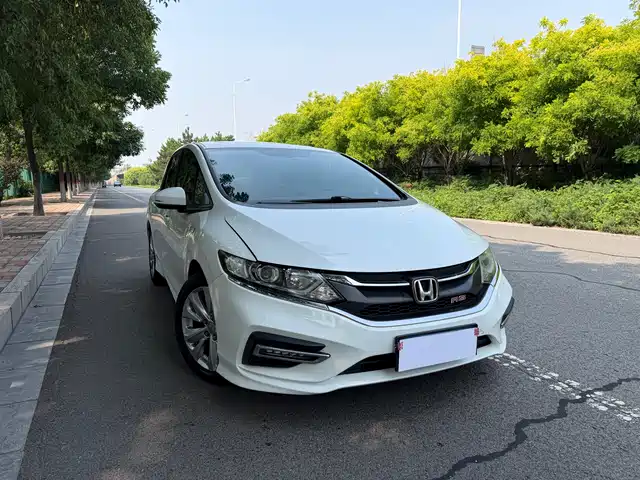 Honda Jade 2017 1.8L Automatic Comfort Edition 5-seater