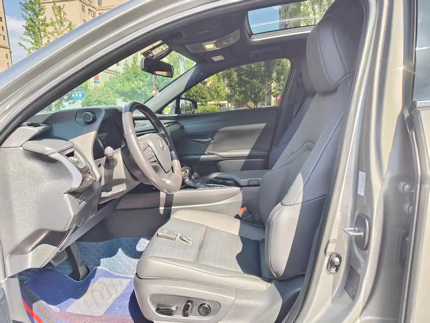Lexus UX 2022 2020 200 Special Edition