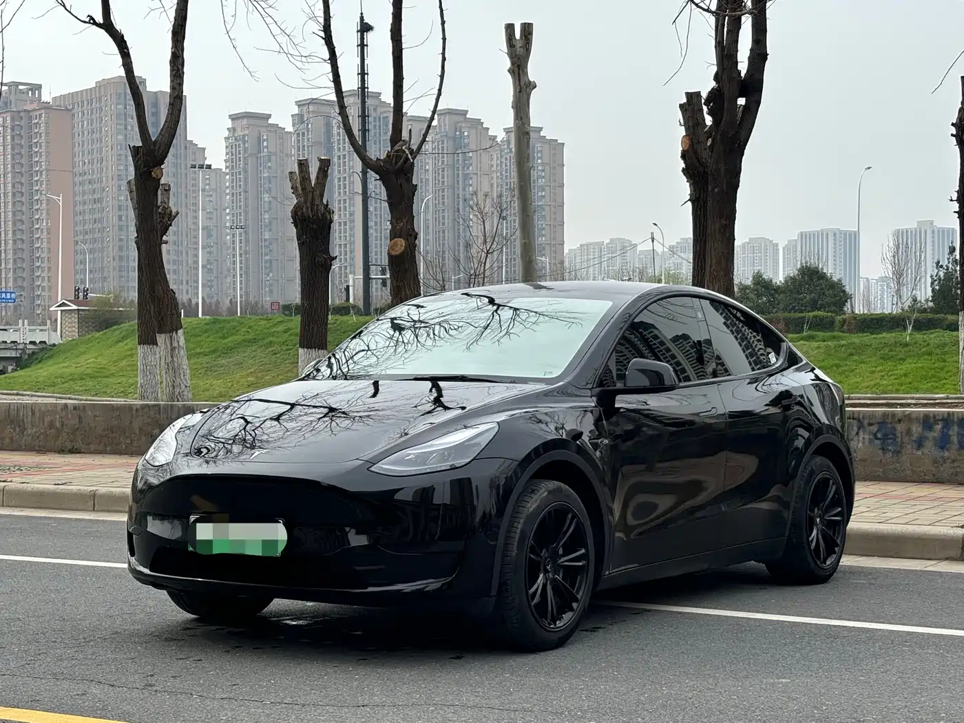 Tesla Model Y 2022 Facelift Rear-Wheel Drive Version
