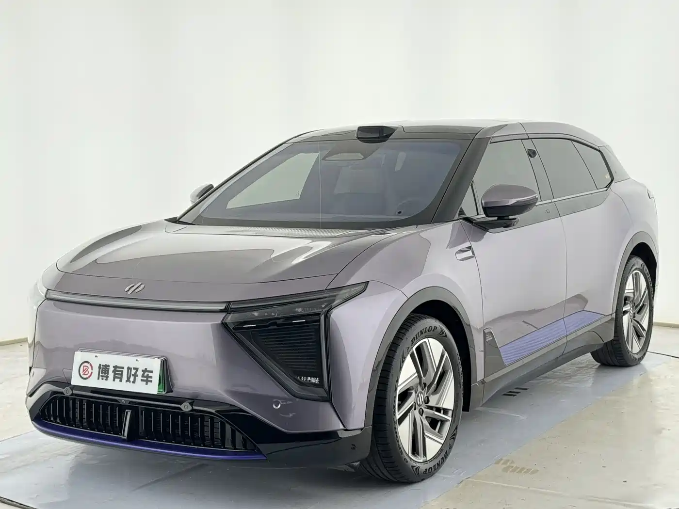 HiPhi Y 2023 810km Long Range Edition