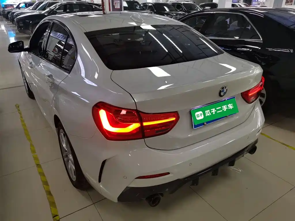 BMW 1 Series 2021 Facelift 120i M Sport Shadow Edition фото 5