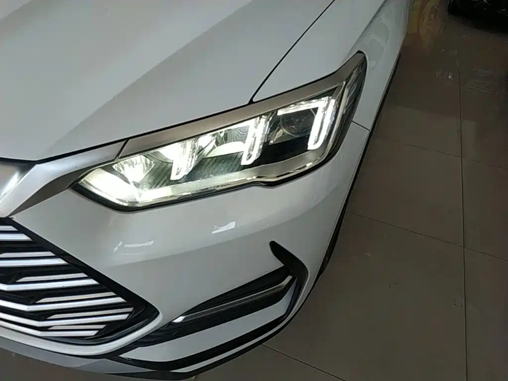 Фото 18 - BYD Song Pro