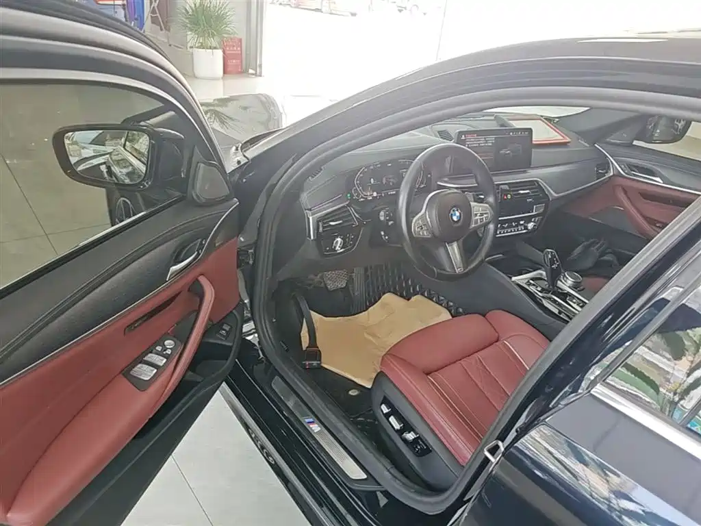 BMW 5 Series 2022 Model Third Facelift 530Li Premium M Sport Package фото 16