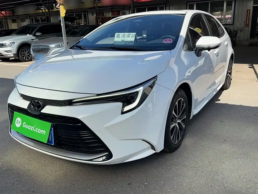 Toyota Levin 2024 Smart Hybrid 1.8L Luxury Edition фото 2