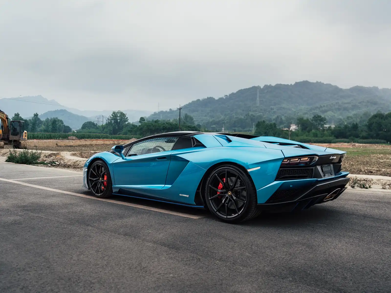 Фото 11 - Lamborghini Aventador