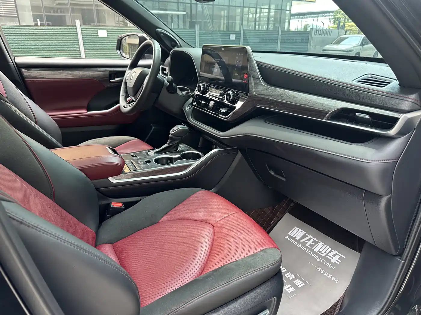 Toyota Crown Kluger 2024 2.5L HEV 4WD Flagship Edition фото 22