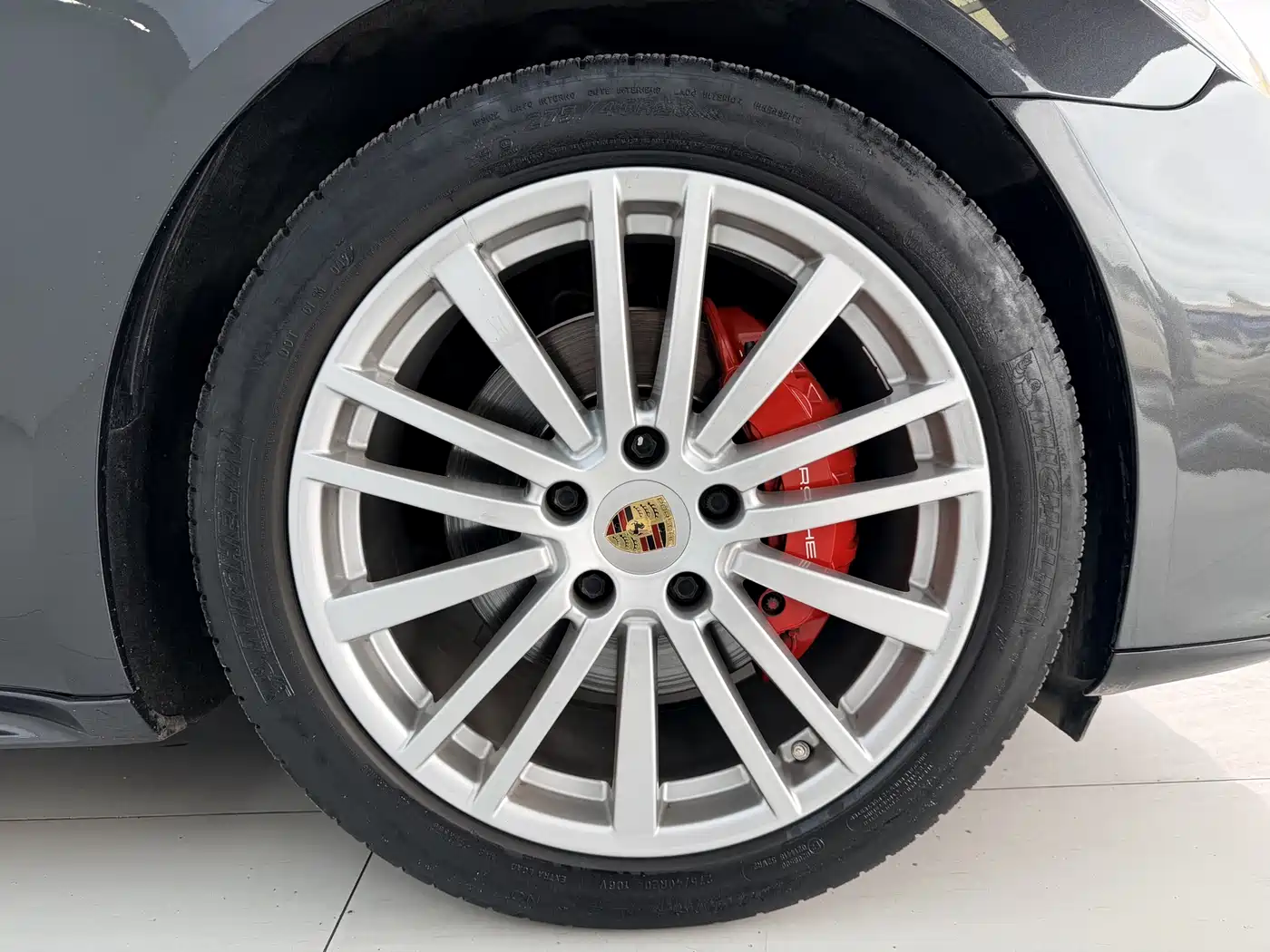 Porsche Panamera 2019 Panamera 4 Executive Long Wheelbase 2.9T фото 13