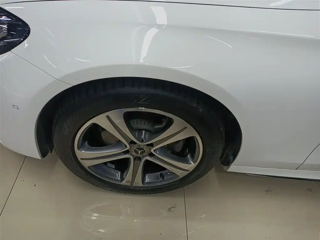 Mercedes-Benz E-Class 2019 E 200 L Sport фото 21