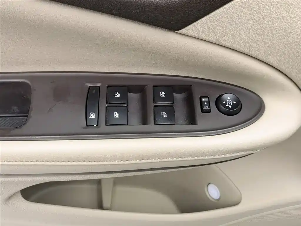 Фото 9 - Buick Verano