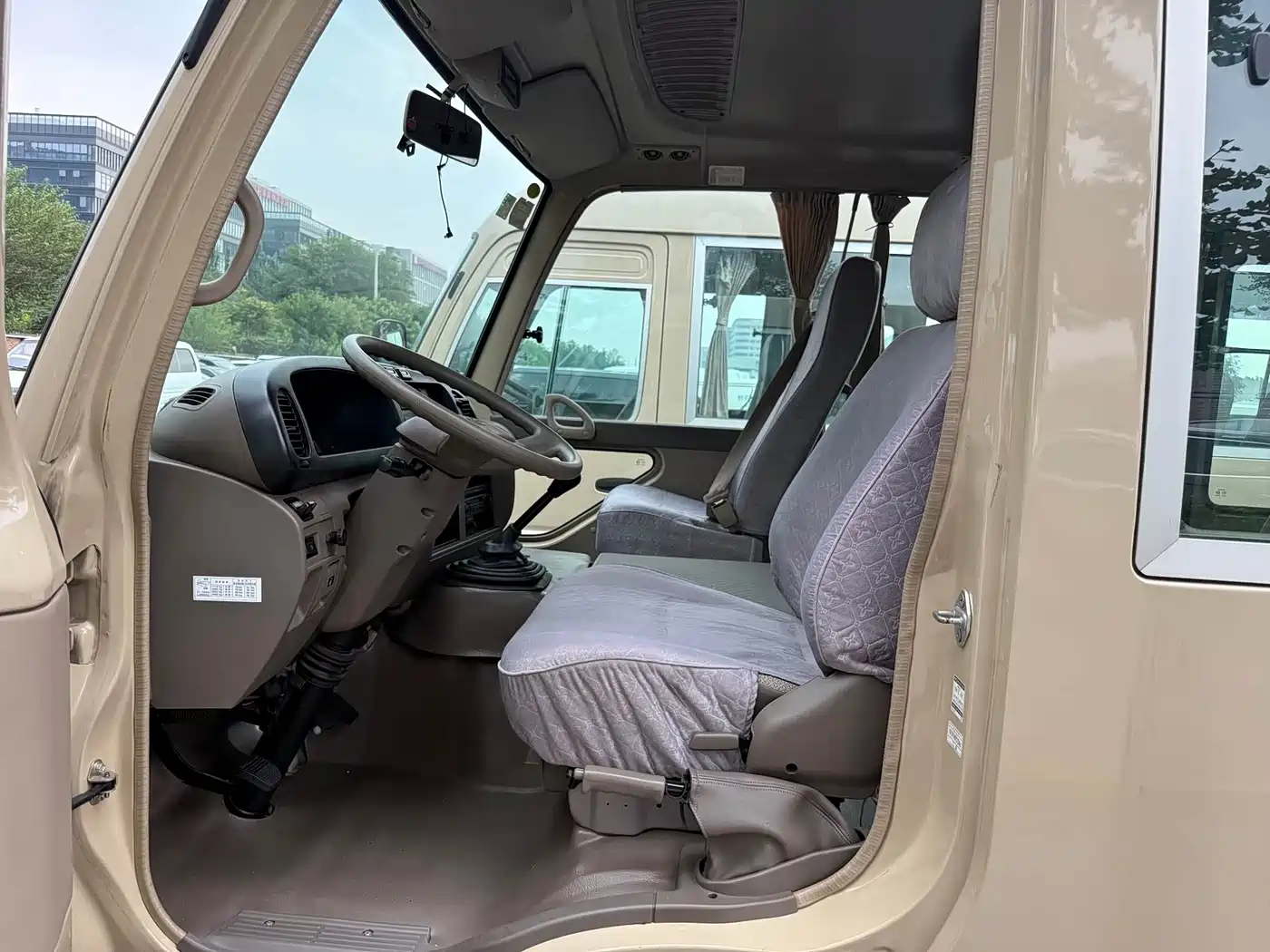 Toyota Coaster 2009 2007 2.7L Gasoline Premium Upgrade Edition 23-seater