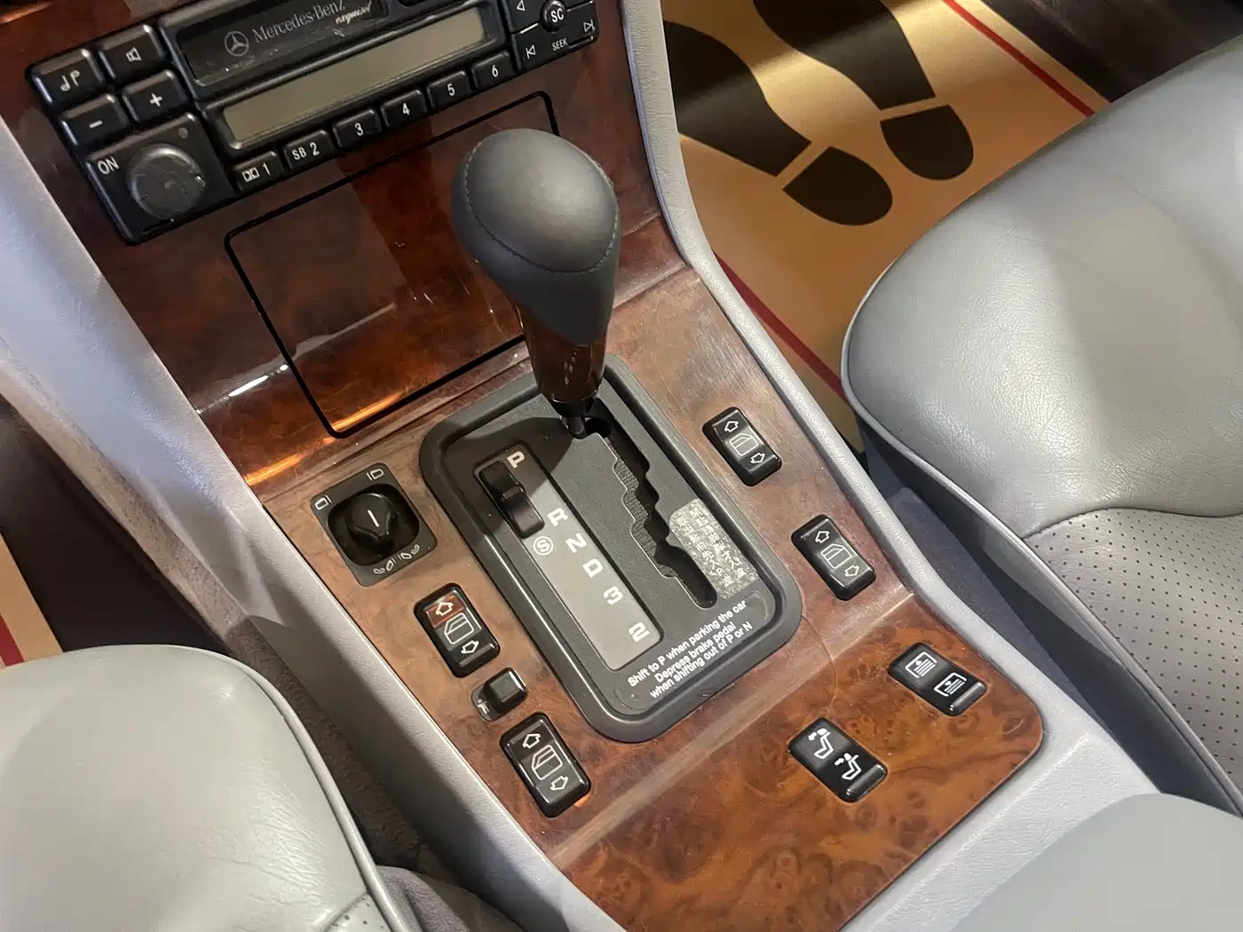 Mercedes-Benz S-Class 1995