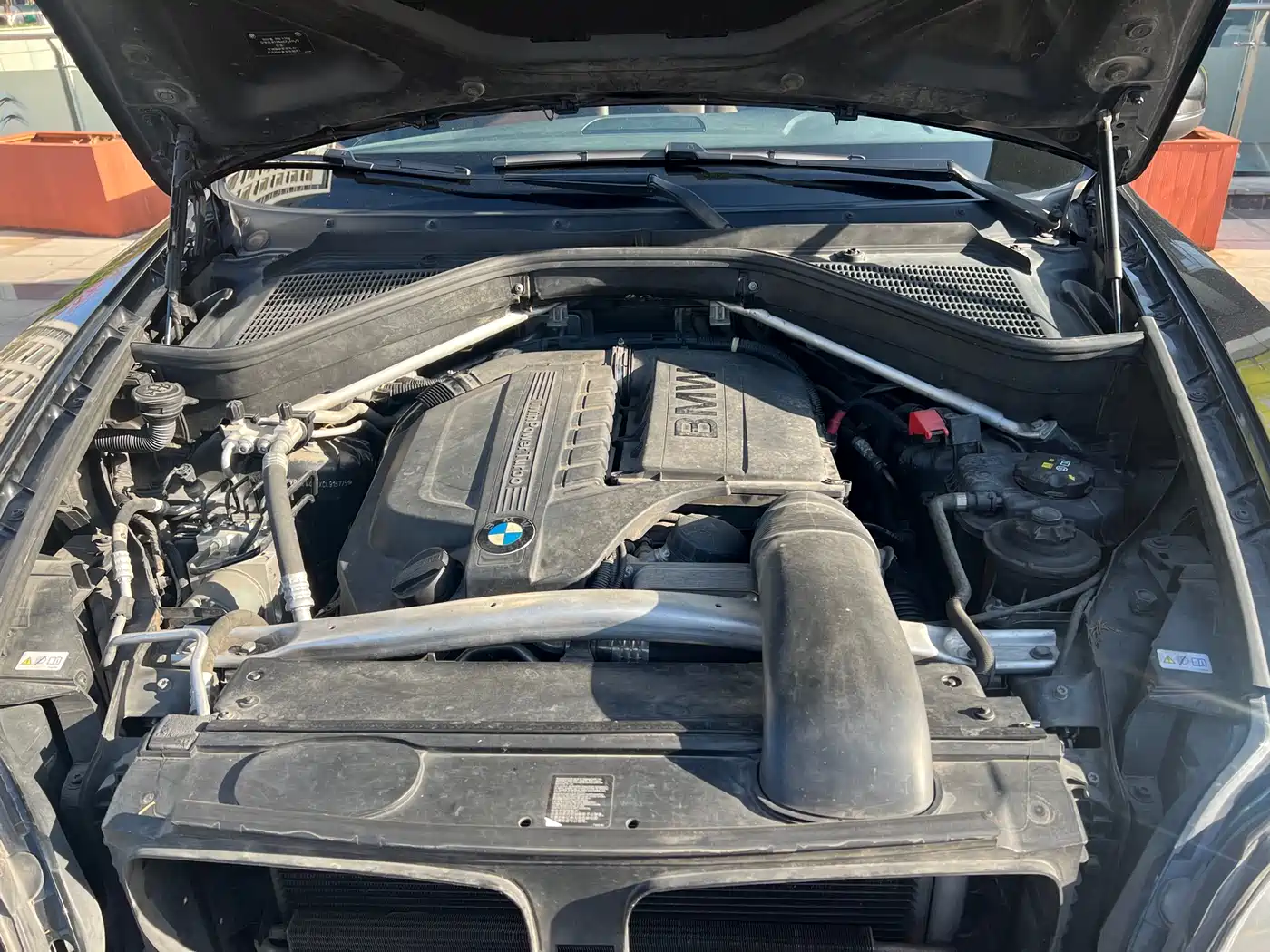 BMW X5 (Import) 2011 xDrive35i Leading Edition фото 6