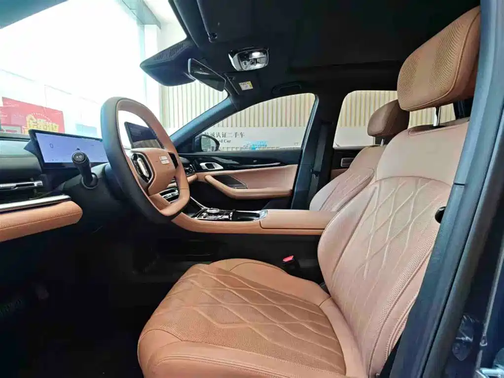 Geely Galaxy Galaxy A7 2025 EM-i фото 16