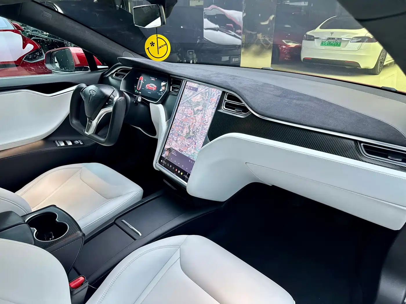 TESLA MODEL S