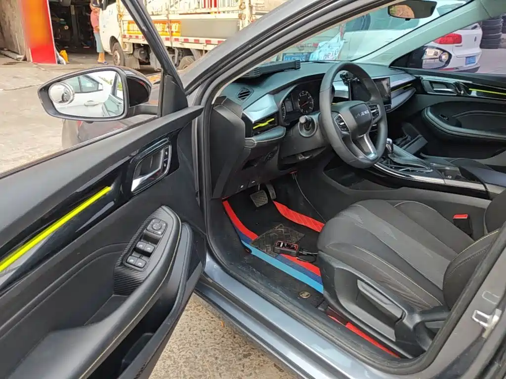 Photo 16 - Roewe i5