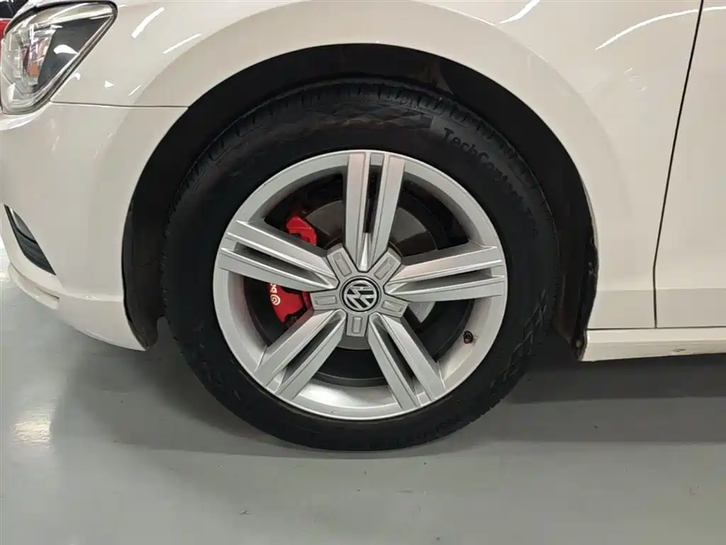 Volkswagen Lamando 2018 280TSI DSG Comfort Edition фото 23