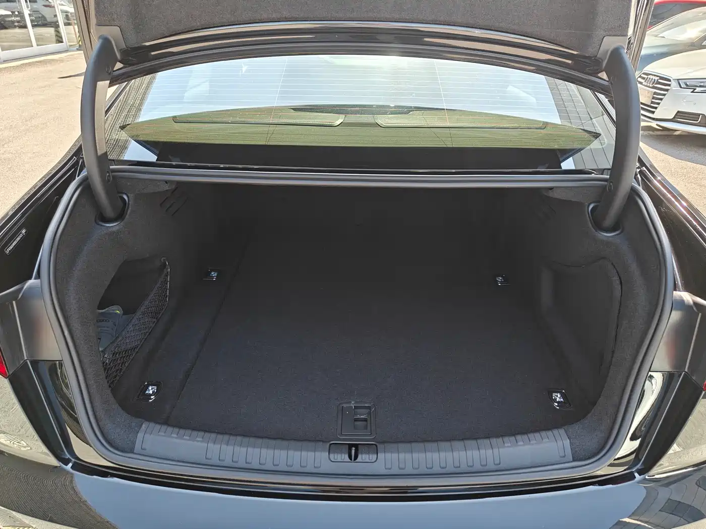 Audi A6L 2025 Model Year Facelift 45 TFSI Premium Sport фото 12