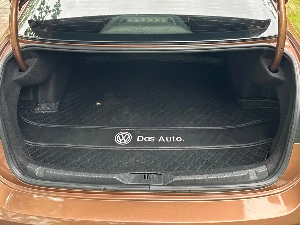 Volkswagen Lamando 2018 230TSI DSG Trend Edition фото 15