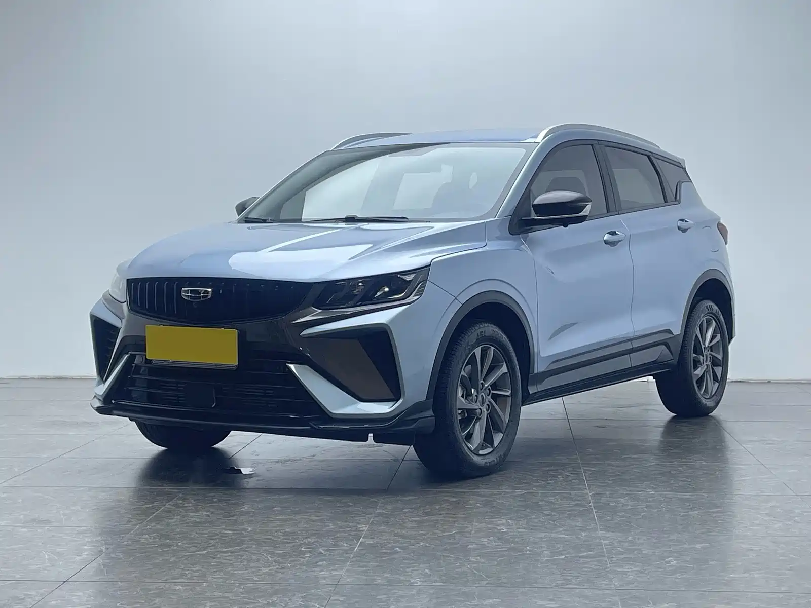 Фото 1 - Geely Coolray