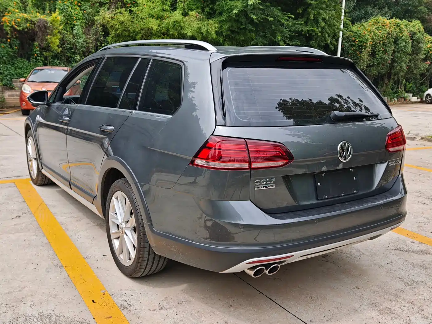 Volkswagen Golf (Import) 2020 2019 1.8TSI Wagon