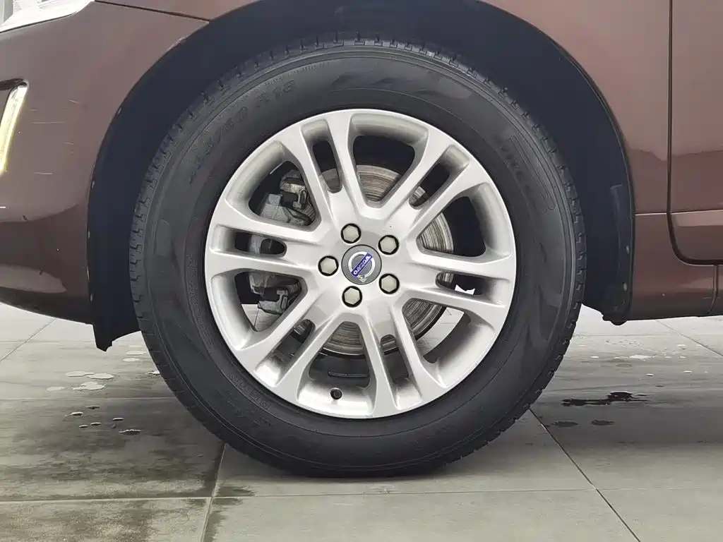 Photo 17 - Volvo XC60